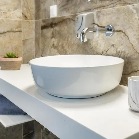 Azzurro Deluxe * 利迈纳里亚